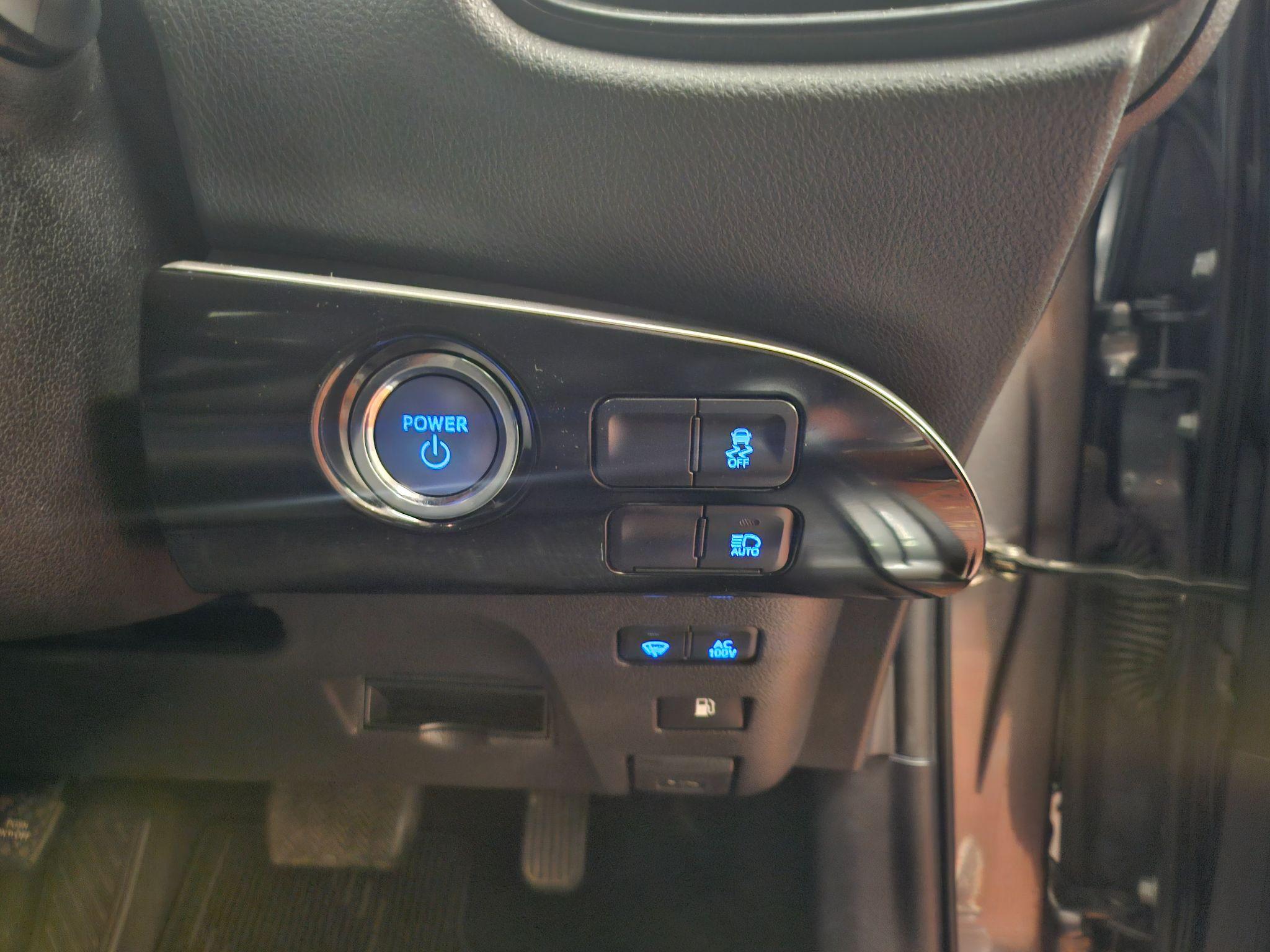 Toyota Prius - 1.8 VVT-h Business Edition CVT Euro 6 (s/s) 5dr - Hatchback (2019 - 2022) Image